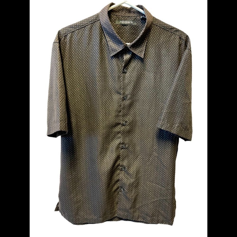 AXIST, short sleeve , button up . XL